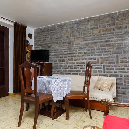 Romantica By Interhome * Tihany