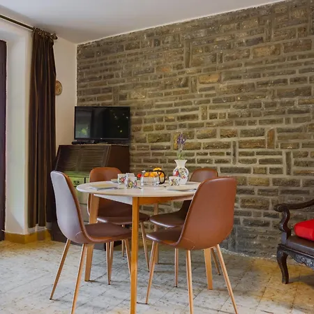 Romantica By Interhome